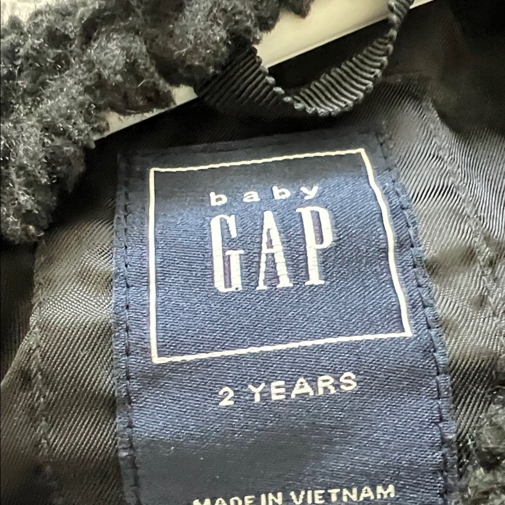 GAP Kids Black Fleece Jacket - Picture 2 of 3